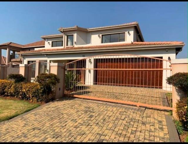 4 BEDROOM HOUSE FOR SALE IN ELDO MEADOWS